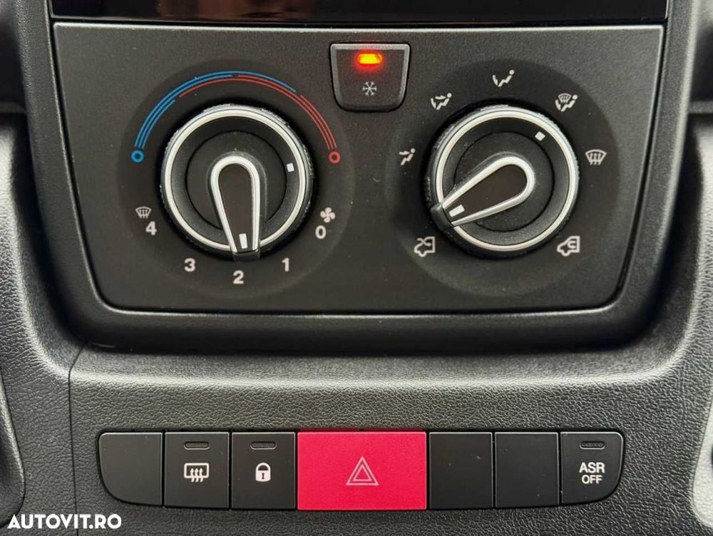 Peugeot BOXER PRELATA CU DORMITOR - 23