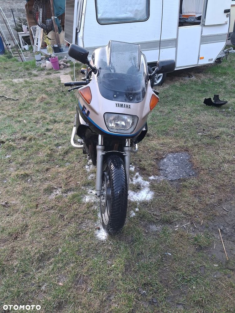 Yamaha FJ - 4