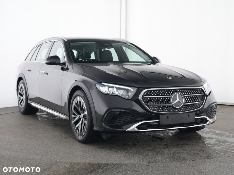 Mercedes-Benz Klasa E 300 de PHEV 4-Matic All-Terrain Avantgarde 9G-Tronic - 1