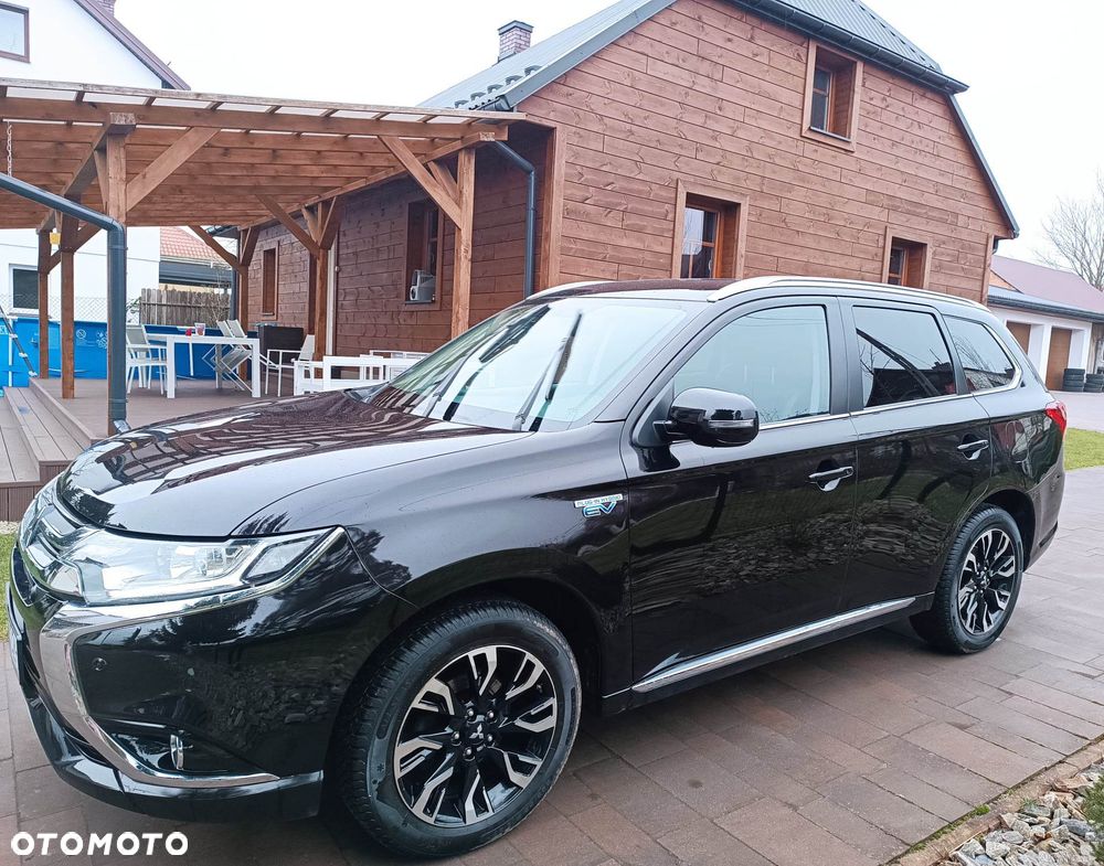 Mitsubishi Outlander - 7