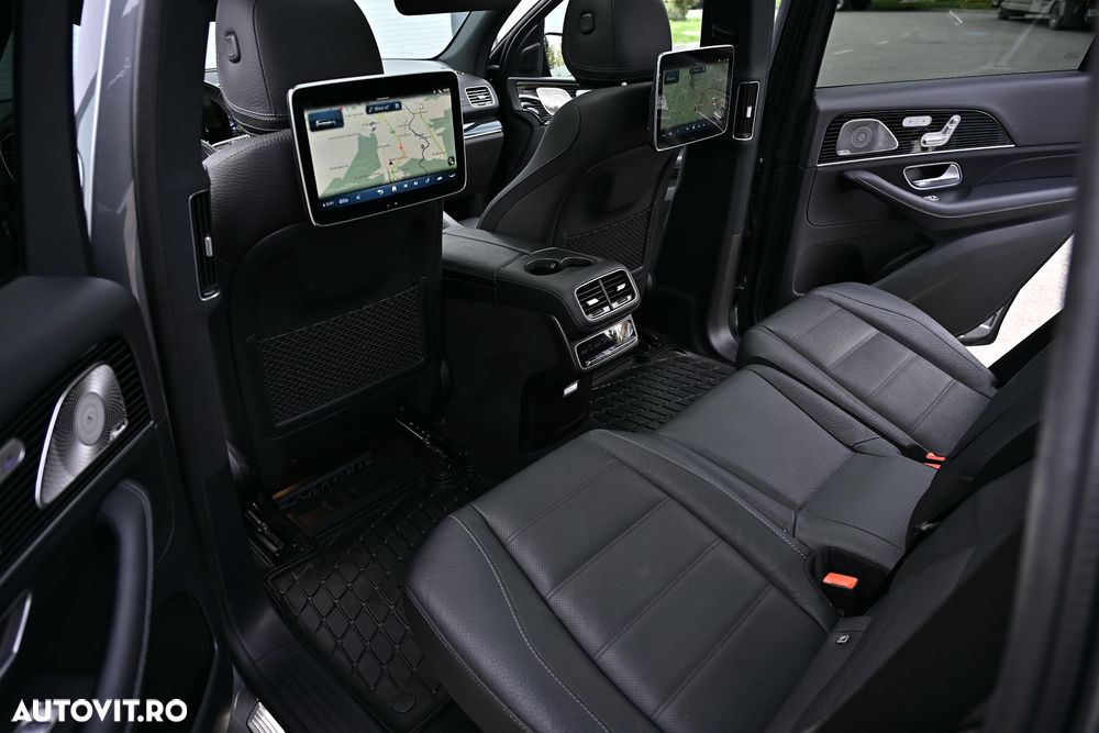 Mercedes-Benz GLS - 12