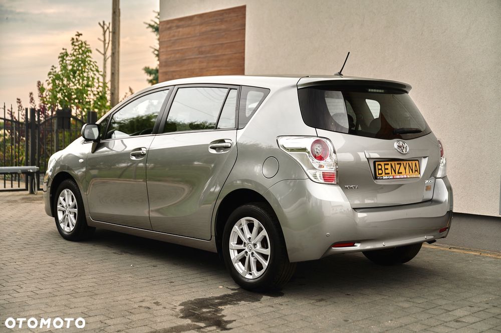 Toyota Verso 1.8 7-Sitzer Skyview Edition - 15