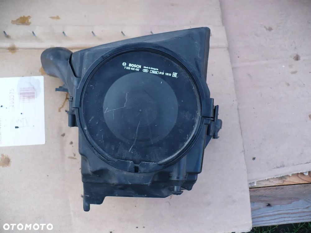 FOCUS MK3 10-18 OBUDOWA FILTRA POW. AV619600BF - 5