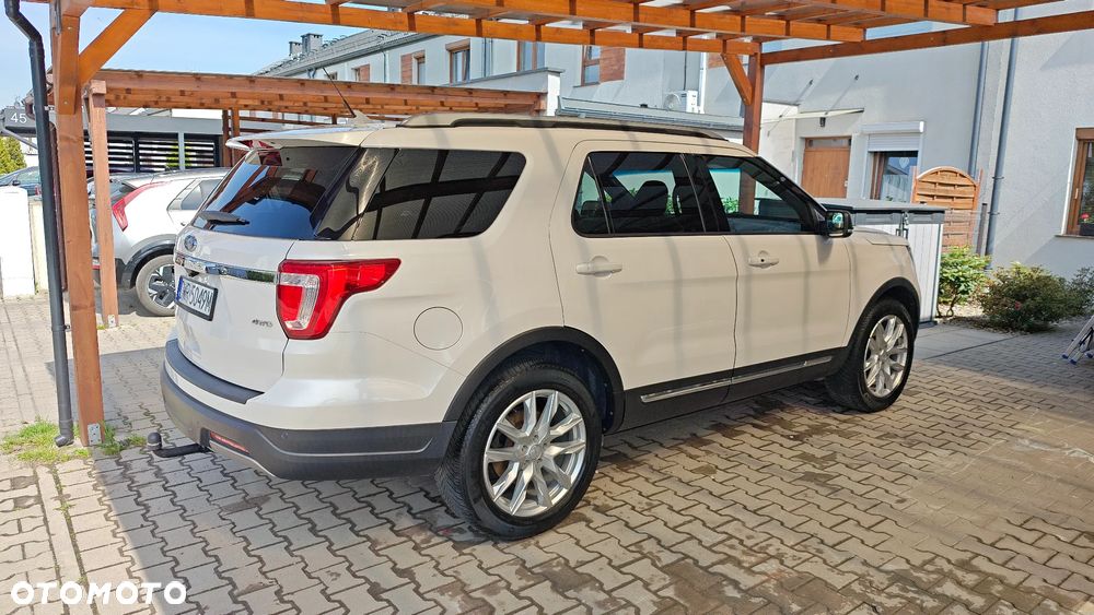 Ford Explorer - 6