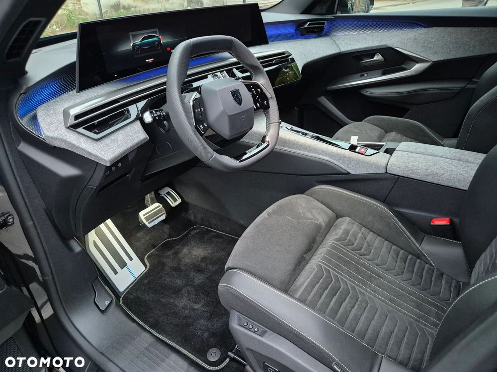 Peugeot 3008 195 e-DSC7 GT EXCLUSIVE - 26