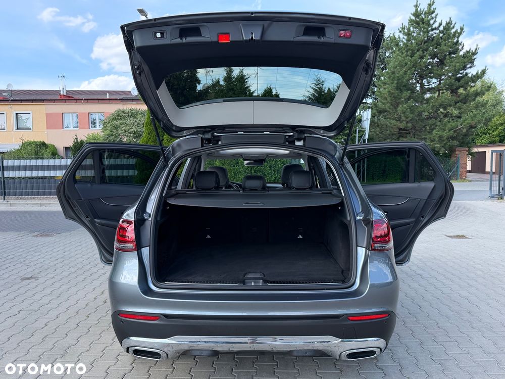 Mercedes-Benz GLC - 14