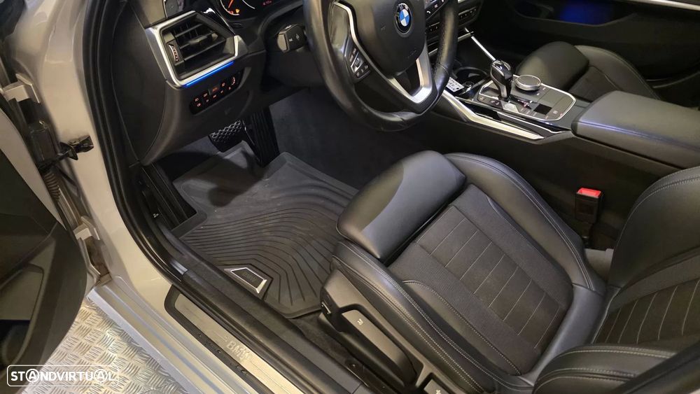 BMW 318 d Line Sport Auto - 37