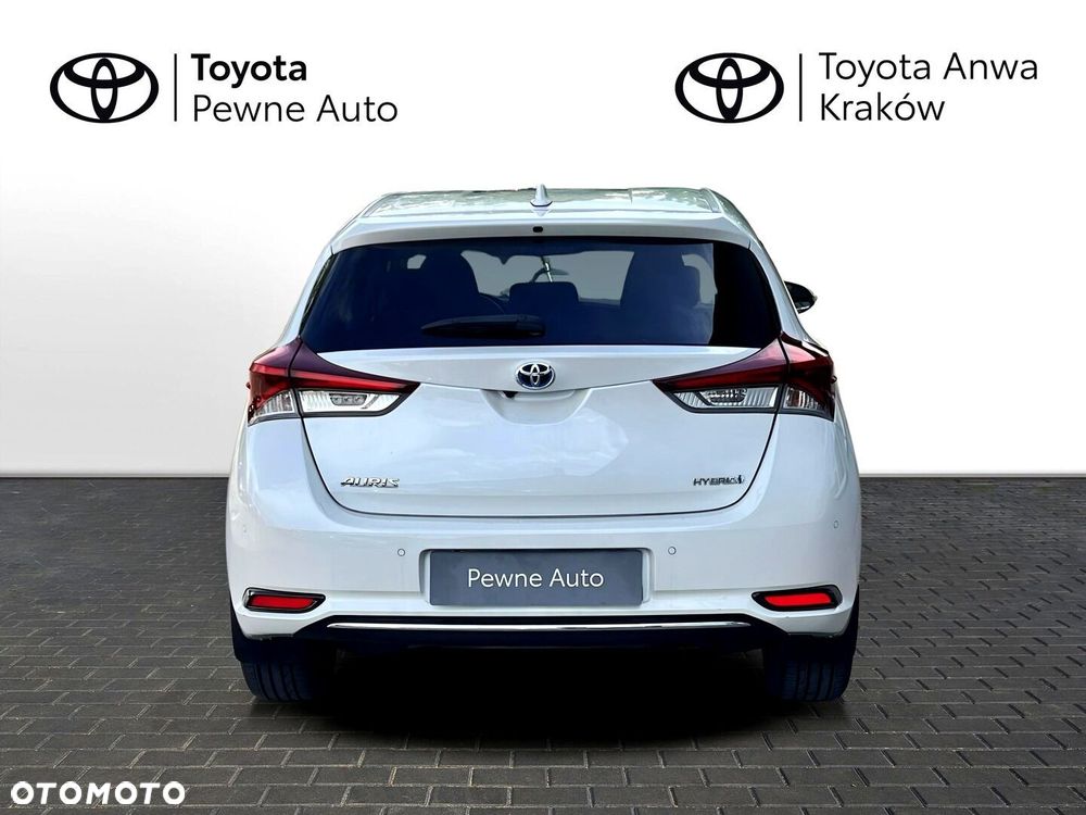 Toyota Auris - 4