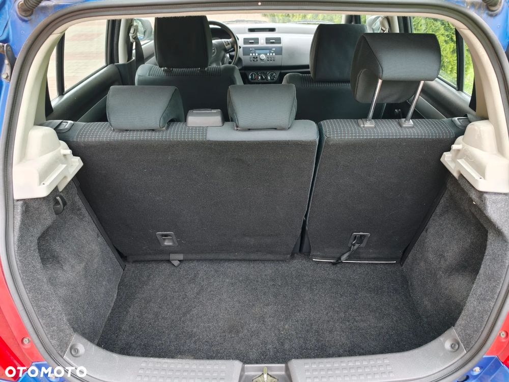 Suzuki Swift - 6