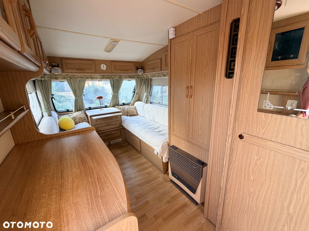 Fleetwood Garland 128-2 - 8