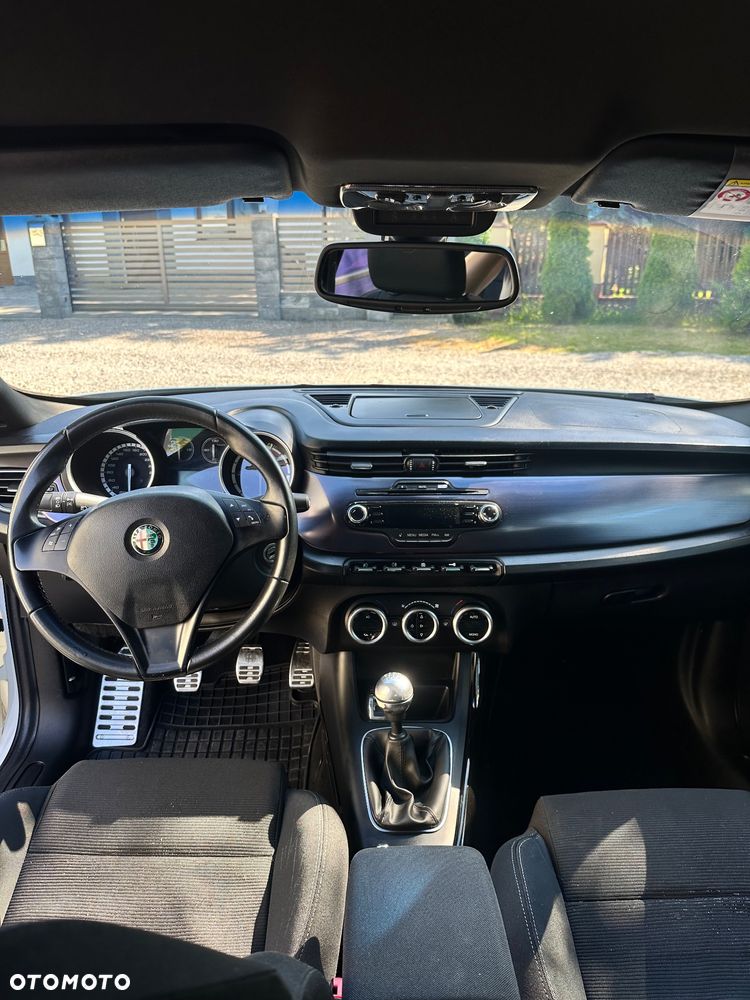 Alfa Romeo Giulietta 2.0 JTDM 16V - 8
