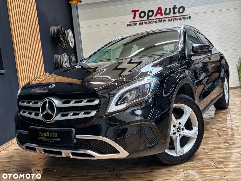 Mercedes-Benz GLA 200 7G-DCT Style - 1
