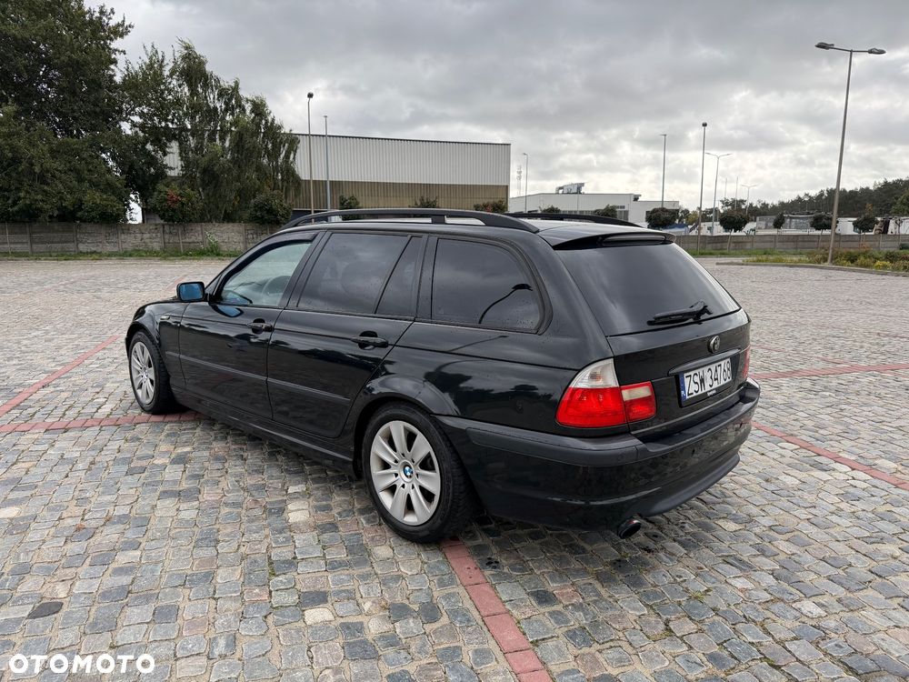 BMW Seria 3 318i - 3