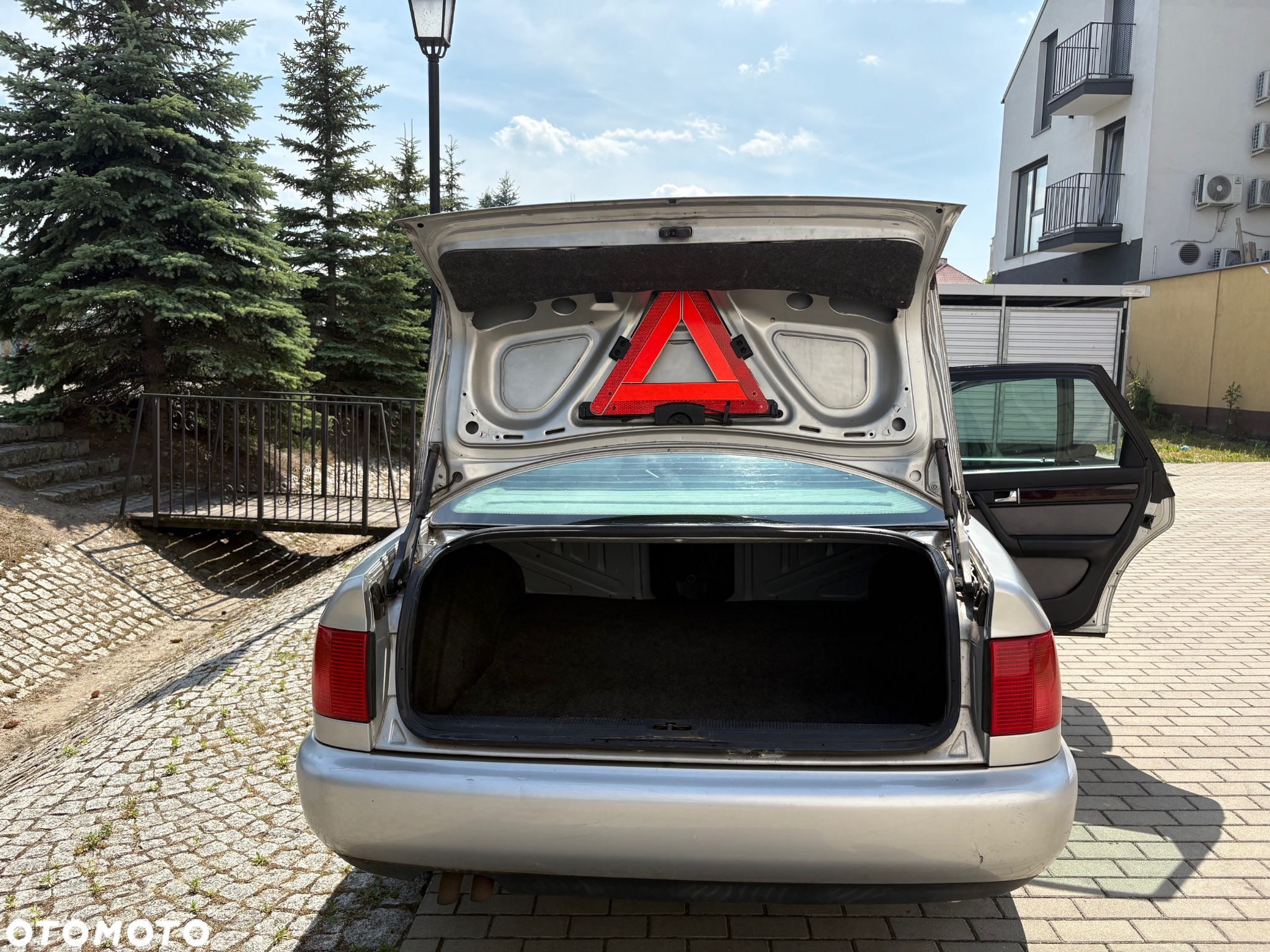 Audi A6 - 4