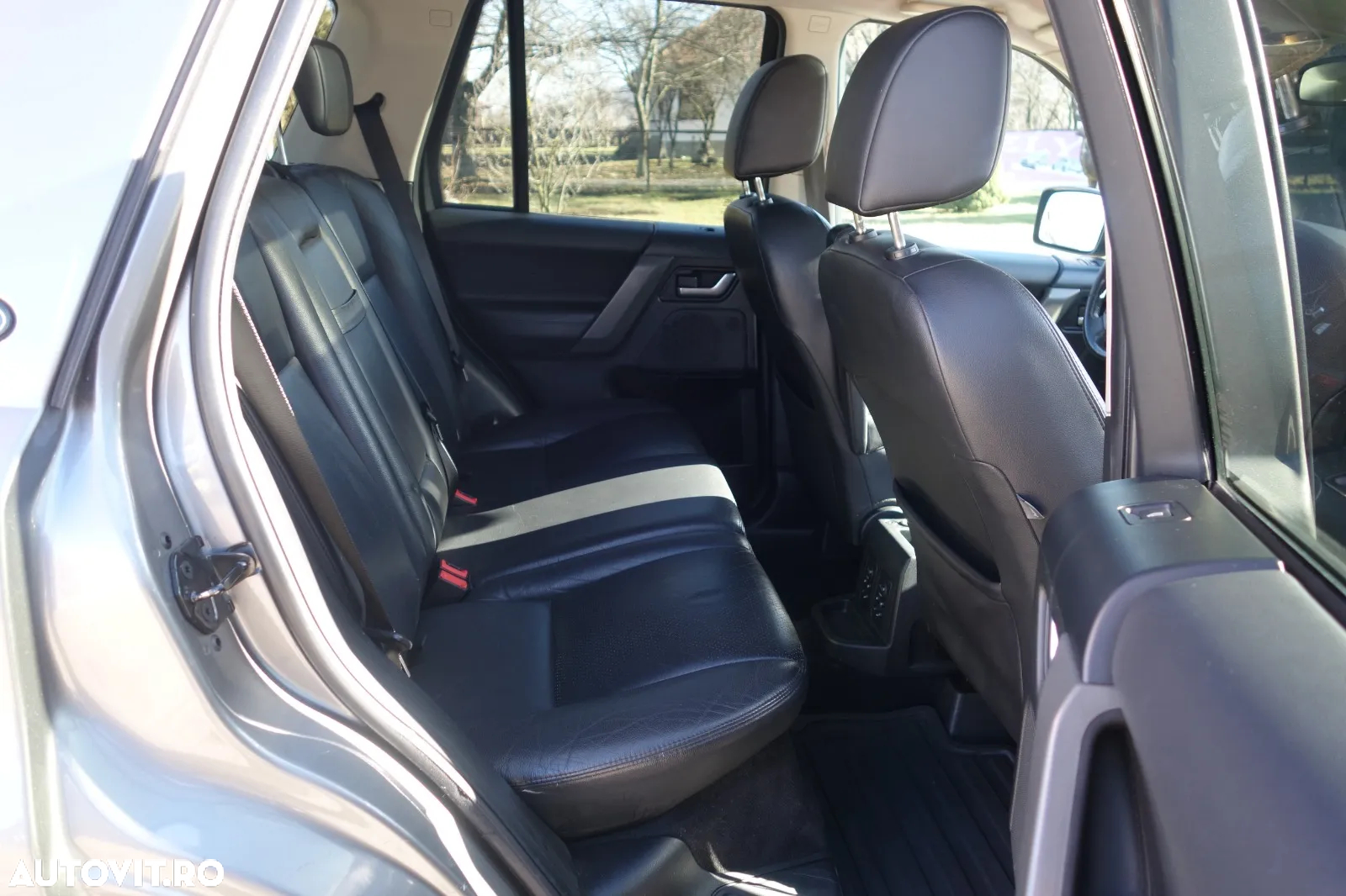 Land Rover Freelander - 18