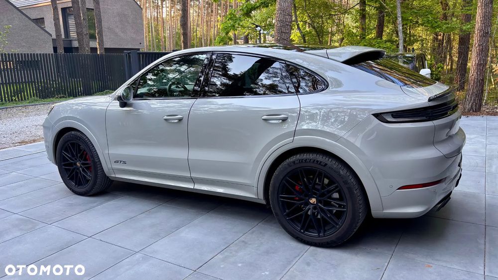 Porsche Cayenne GTS - 2