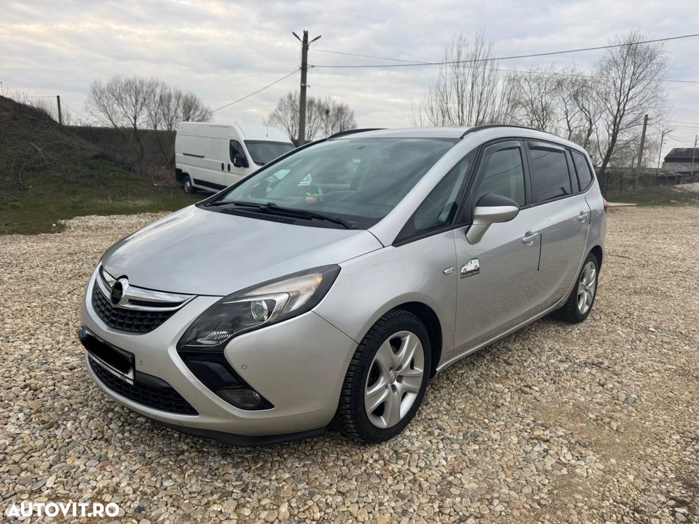 Opel Zafira - 1