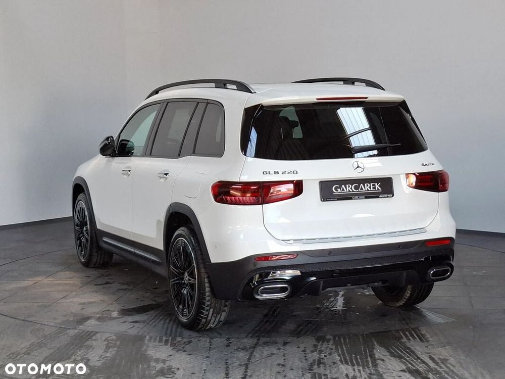 Mercedes-Benz GLB - 5