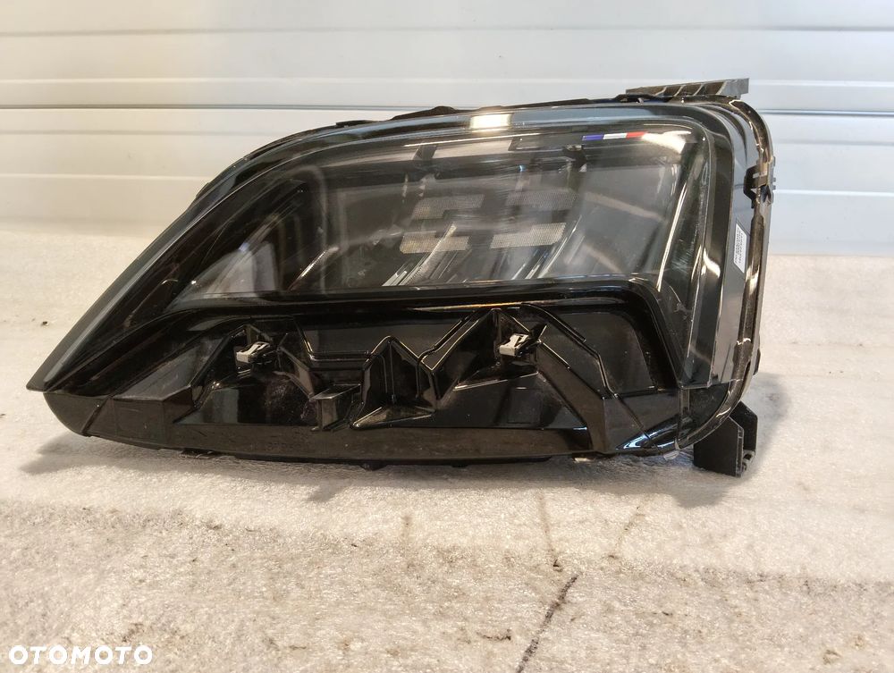 Renault 5 FULL LED Z FLAGĄ PRZÓD STRONA LEWA LAMPA PRZEDNIA 260601570R - 2