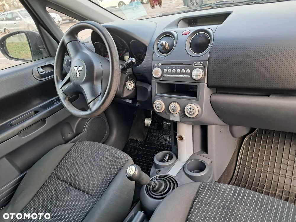 Mitsubishi Colt 1.1 Motion - 9