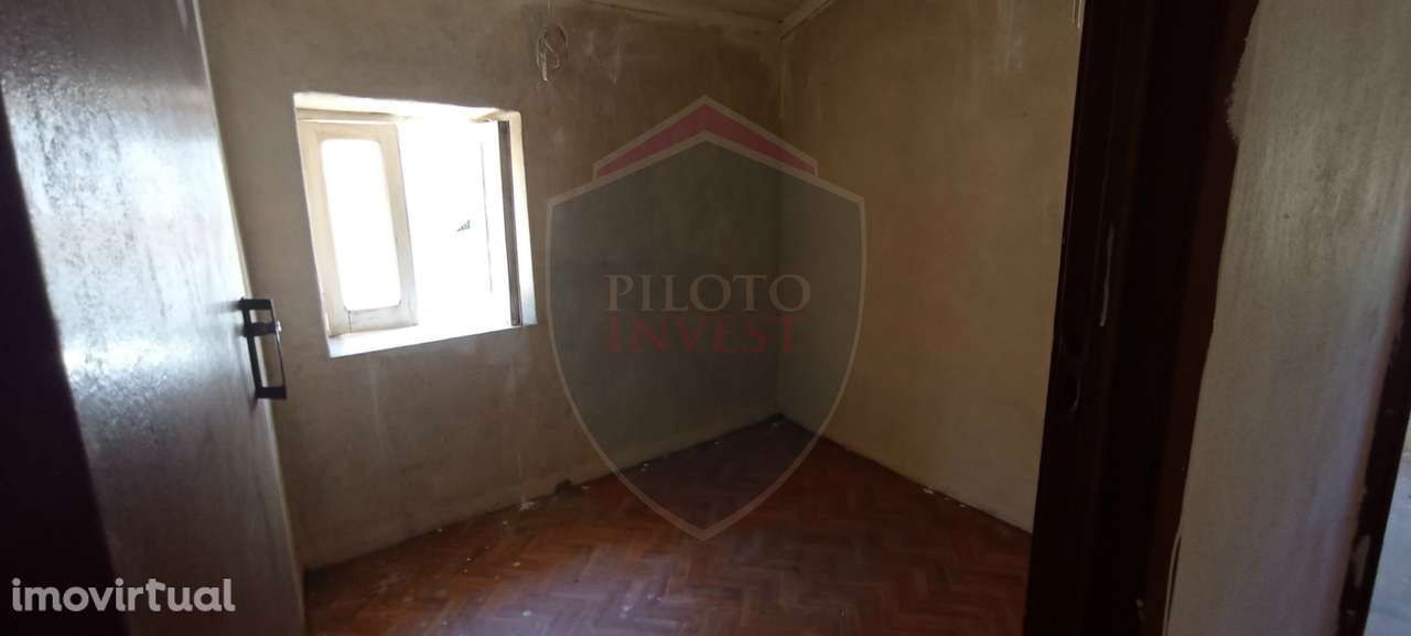 Moradia Geminada T2 Venda em Santos Evos,Viseu - Grande imagem: 4/13