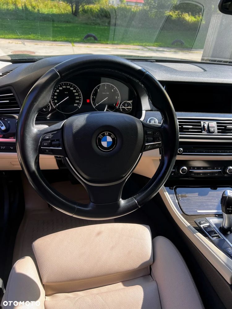 BMW Seria 5 520d xDrive Luxury Line - 25