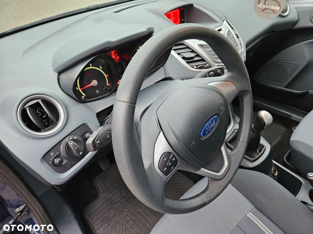 Ford Fiesta 1.25 Champions Edition - 16