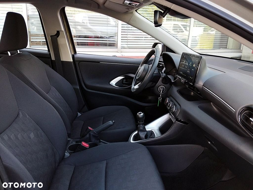 Toyota Yaris 1.5 Comfort - 6