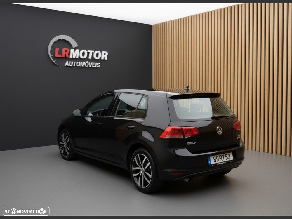 VW Golf 1.6 TDi BlueMotion Confortline - 4