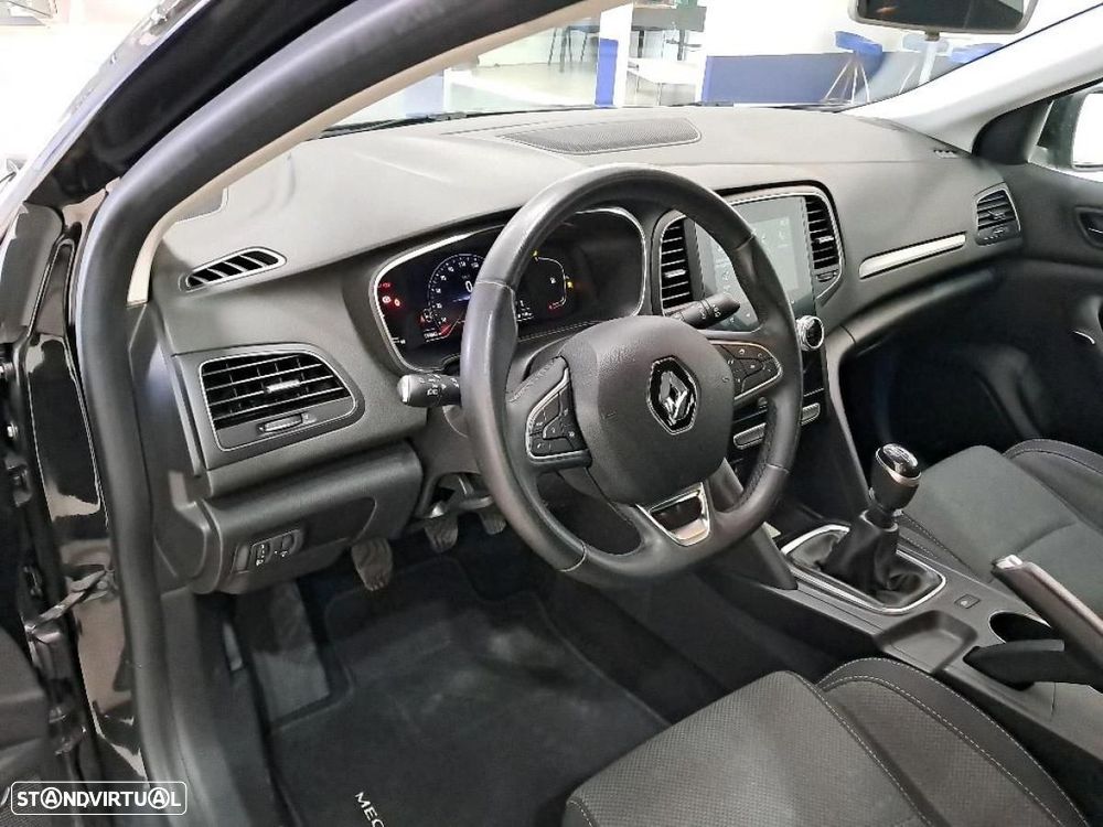 Renault Mégane Sport Tourer 1.5 Blue dCi Equilibre - 4