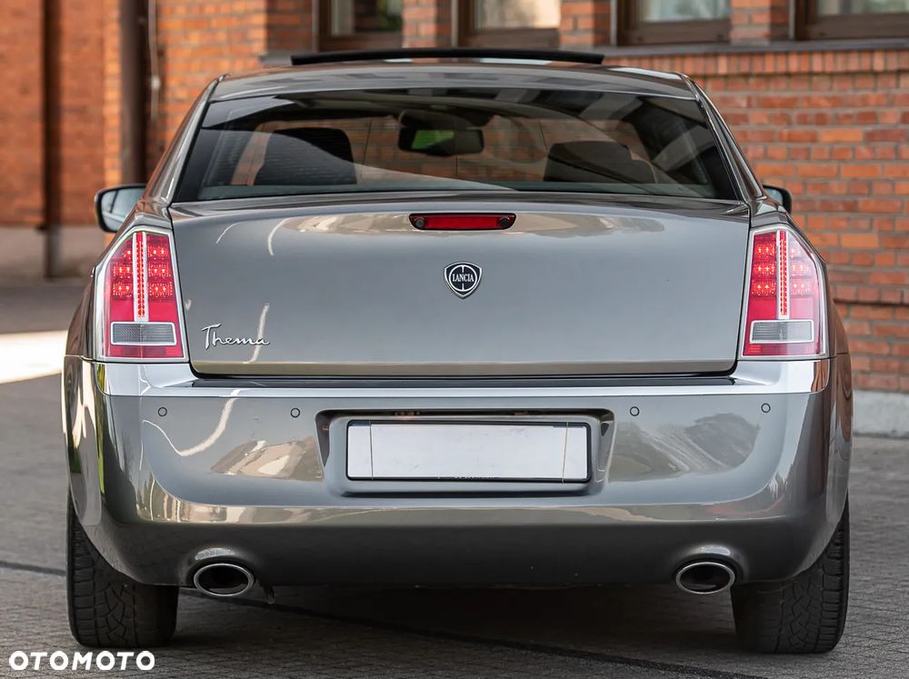 Lancia Thema 3.6 V6 VVT 24V Automatik Platinum - 17