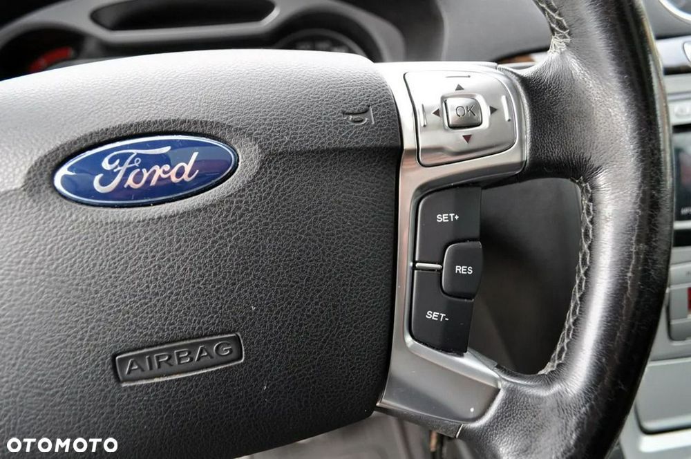 Ford Galaxy 2.0 TDCi Platinium X (Titanium) - 26