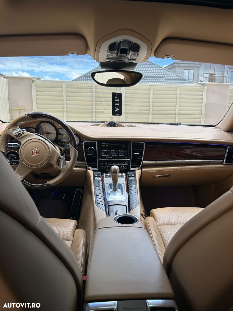 Porsche Panamera 3.0 PDK 4S - 19