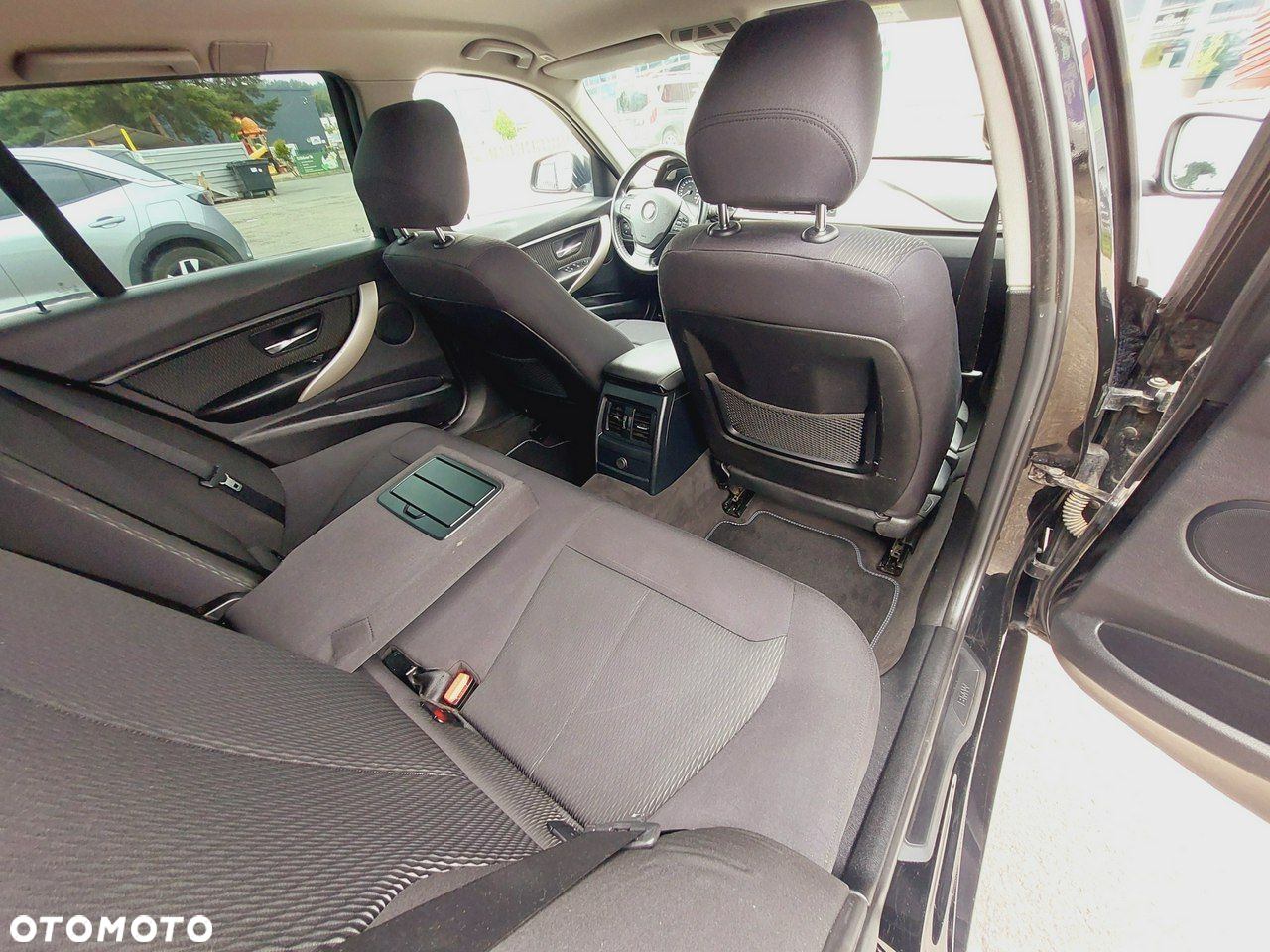BMW Seria 3 316d - 9