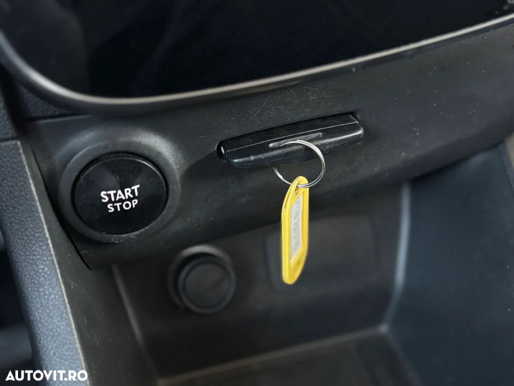 Renault Clio TCe Life - 24