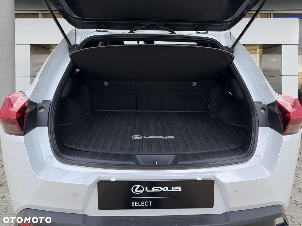 Lexus UX - 17
