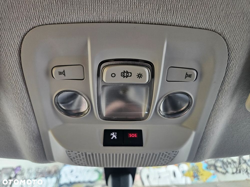 Peugeot 208 1.2 PureTech Active - 26