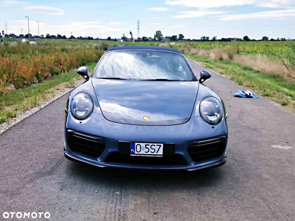 Porsche 911 Turbo S Cabriolet - 6