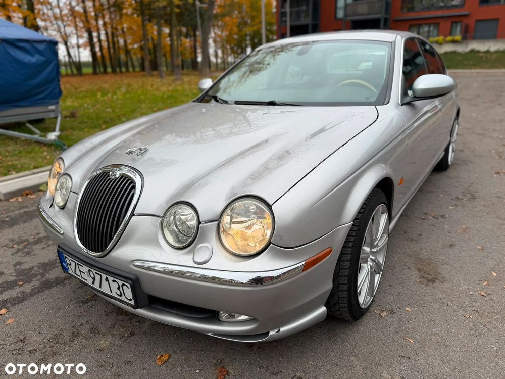 Jaguar S-Type - 39
