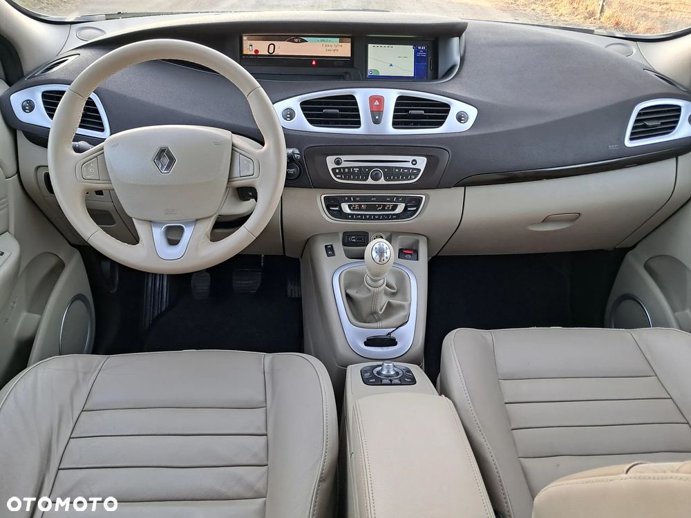 Renault Scenic 1.9 dCi Confort Privilege - 16