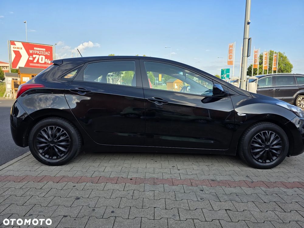 Hyundai i30 1.4 Comfort - 11