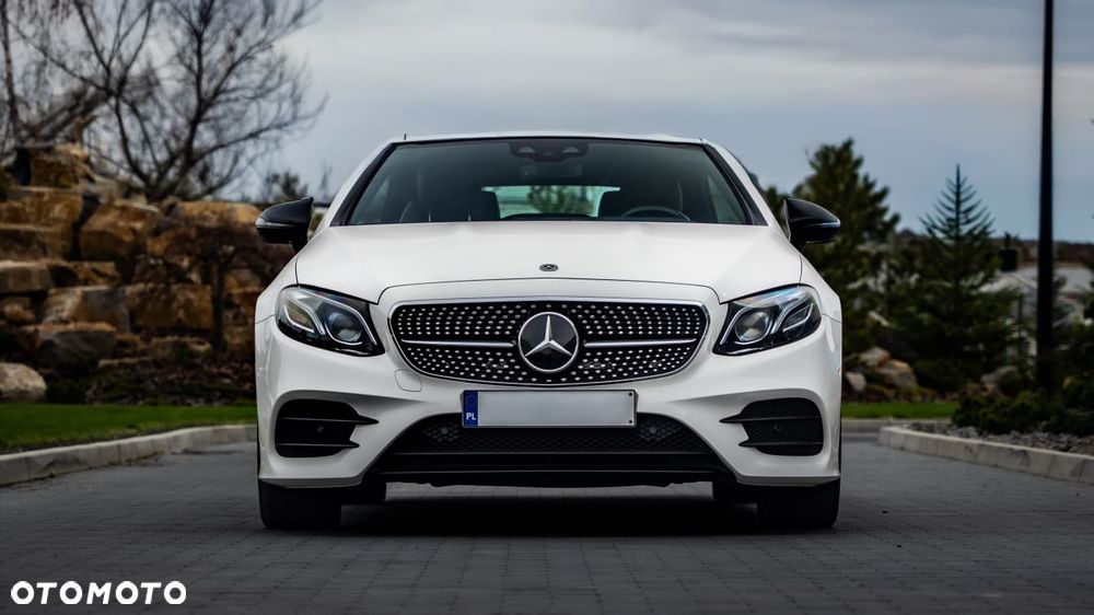 Mercedes-Benz Klasa E 200 9G-TRONIC AMG Line - 1