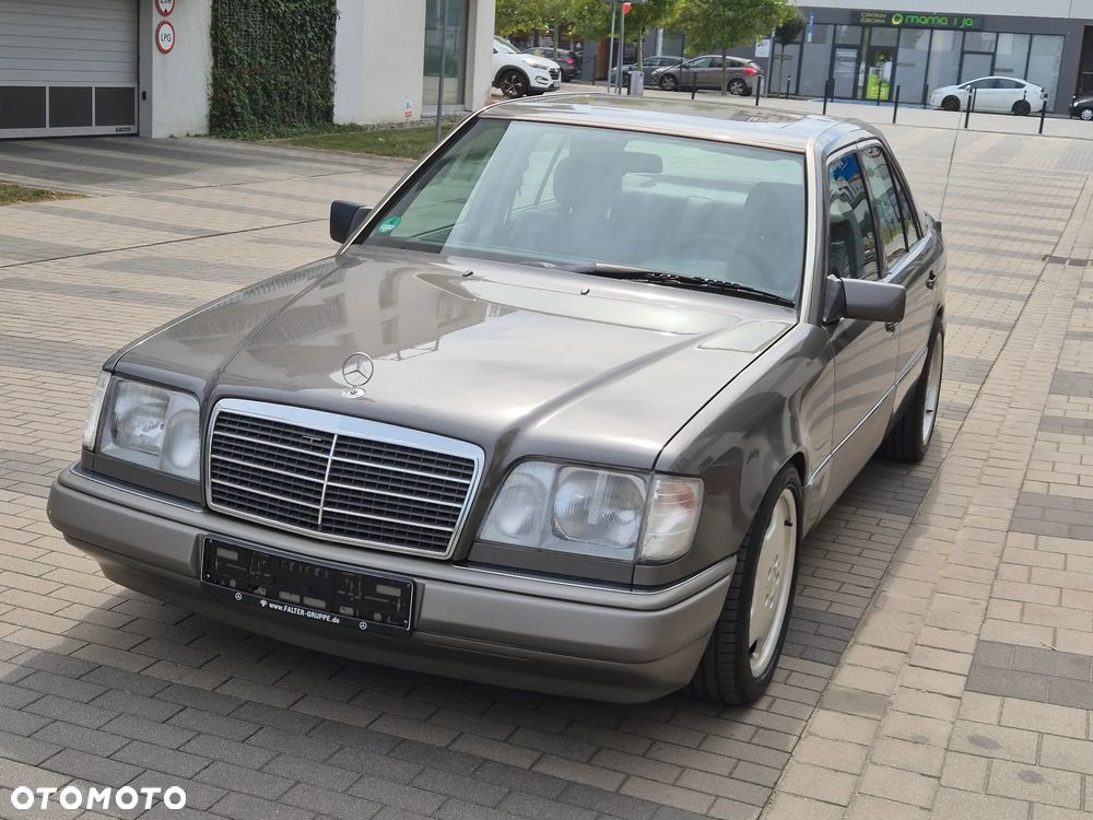 Mercedes-Benz W124 (1984-1993) - 2