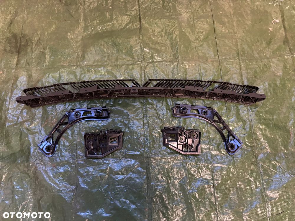 Vw Tiguan II 5NA ślizg zderzaka tył komplet 5NA807863 5NA807393 5NA807894 - 1