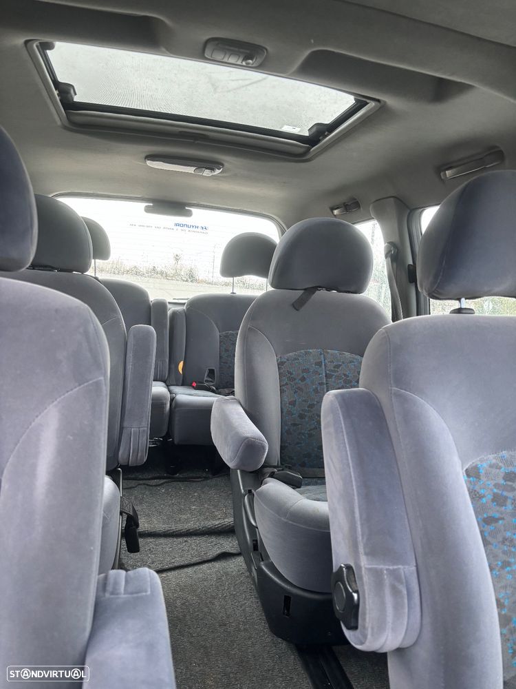 Hyundai H-1 Starex - 5