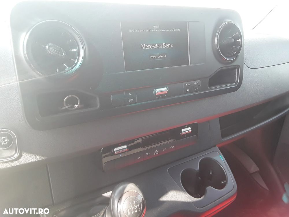 Mercedes-Benz Sprinter - 8