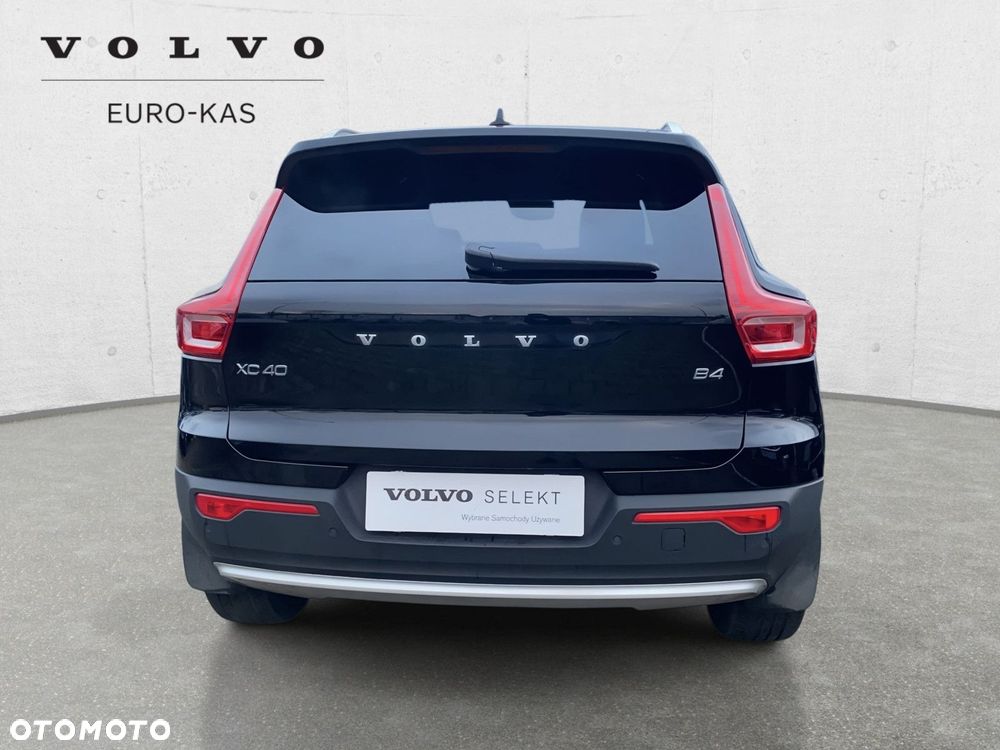 Volvo XC 40 - 6
