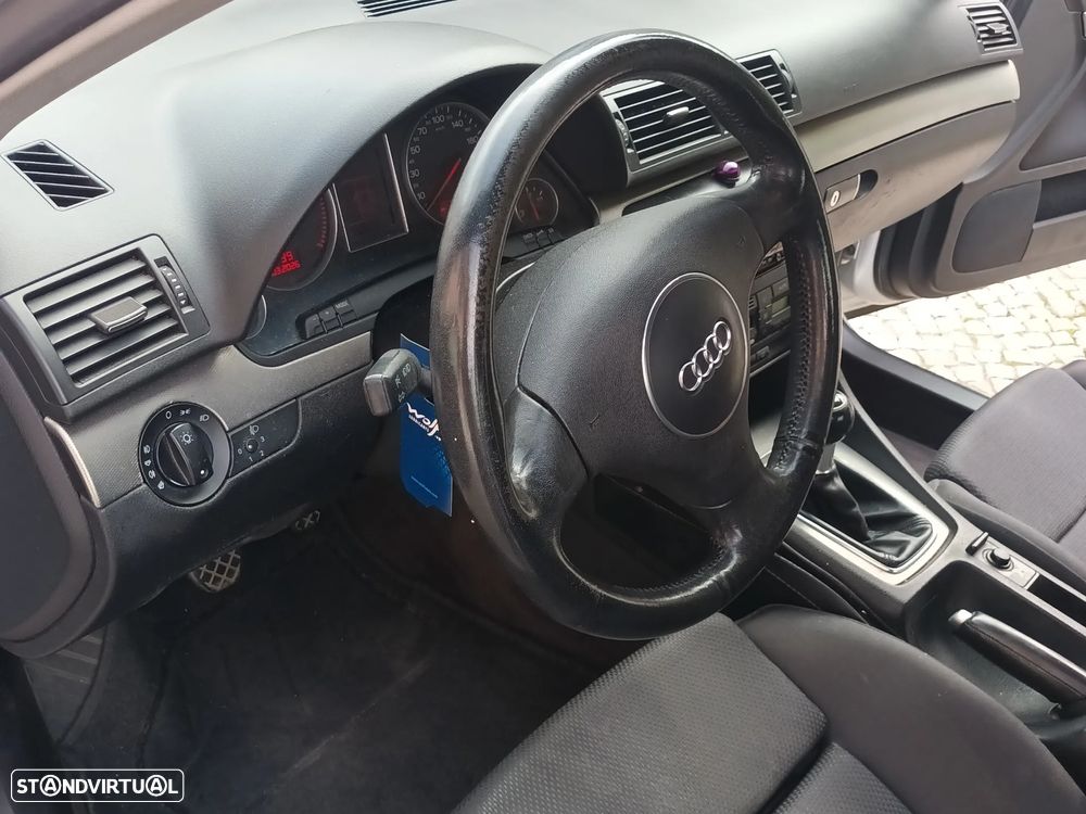 Audi A4 1.9 TDI m5 - 14