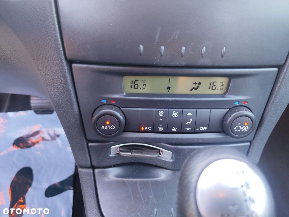 Renault Laguna 2.0 Automatik Expression - 11