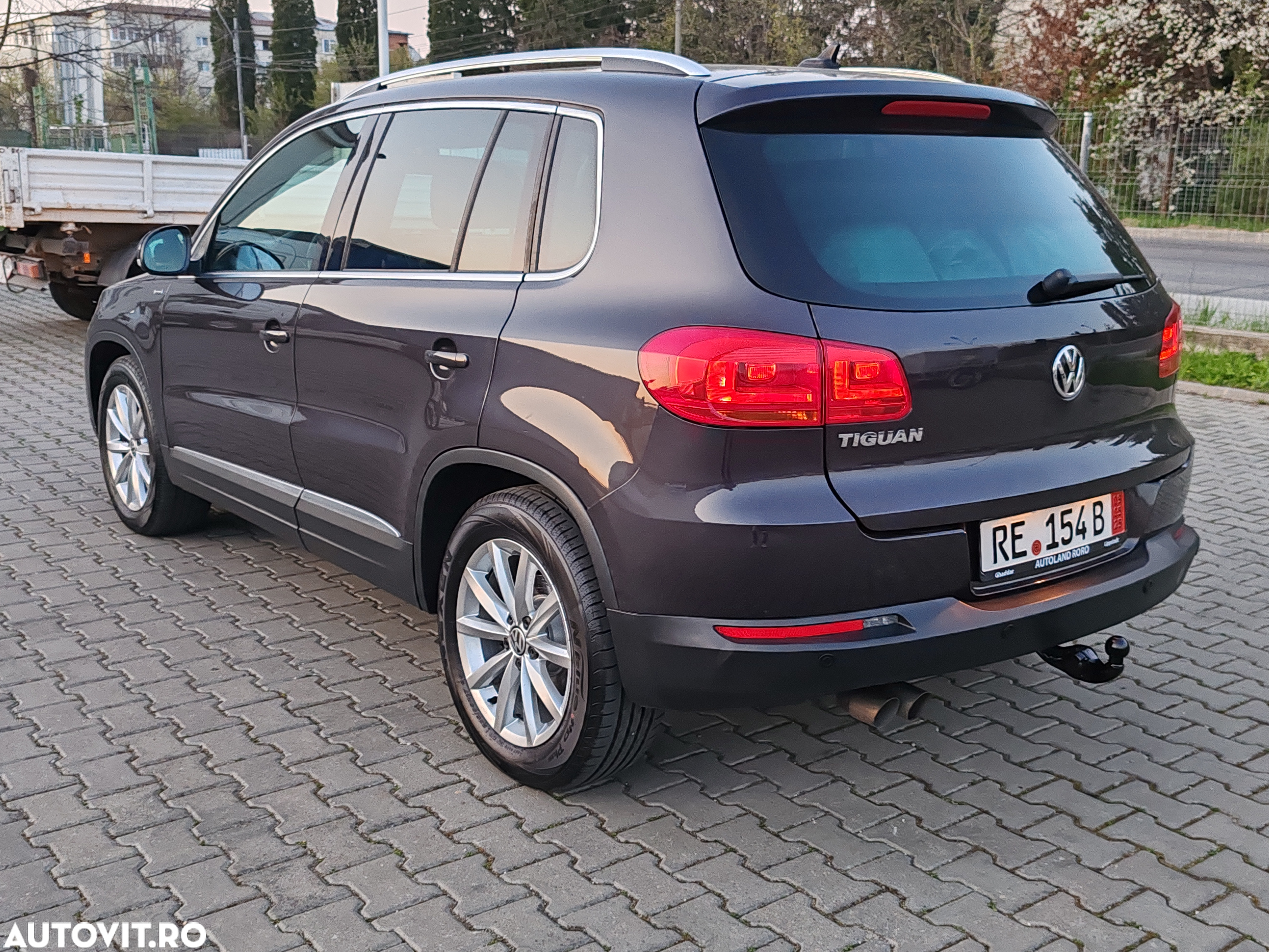 Volkswagen Tiguan 2.0 TDI SCR BlueMotion Technology Lounge Sport & Style - 22